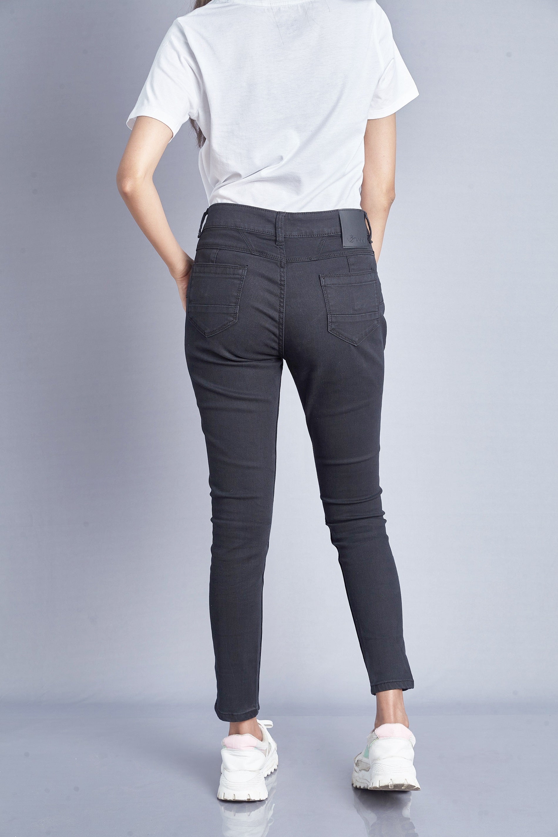 Notamm Women Slim Fit Jeans