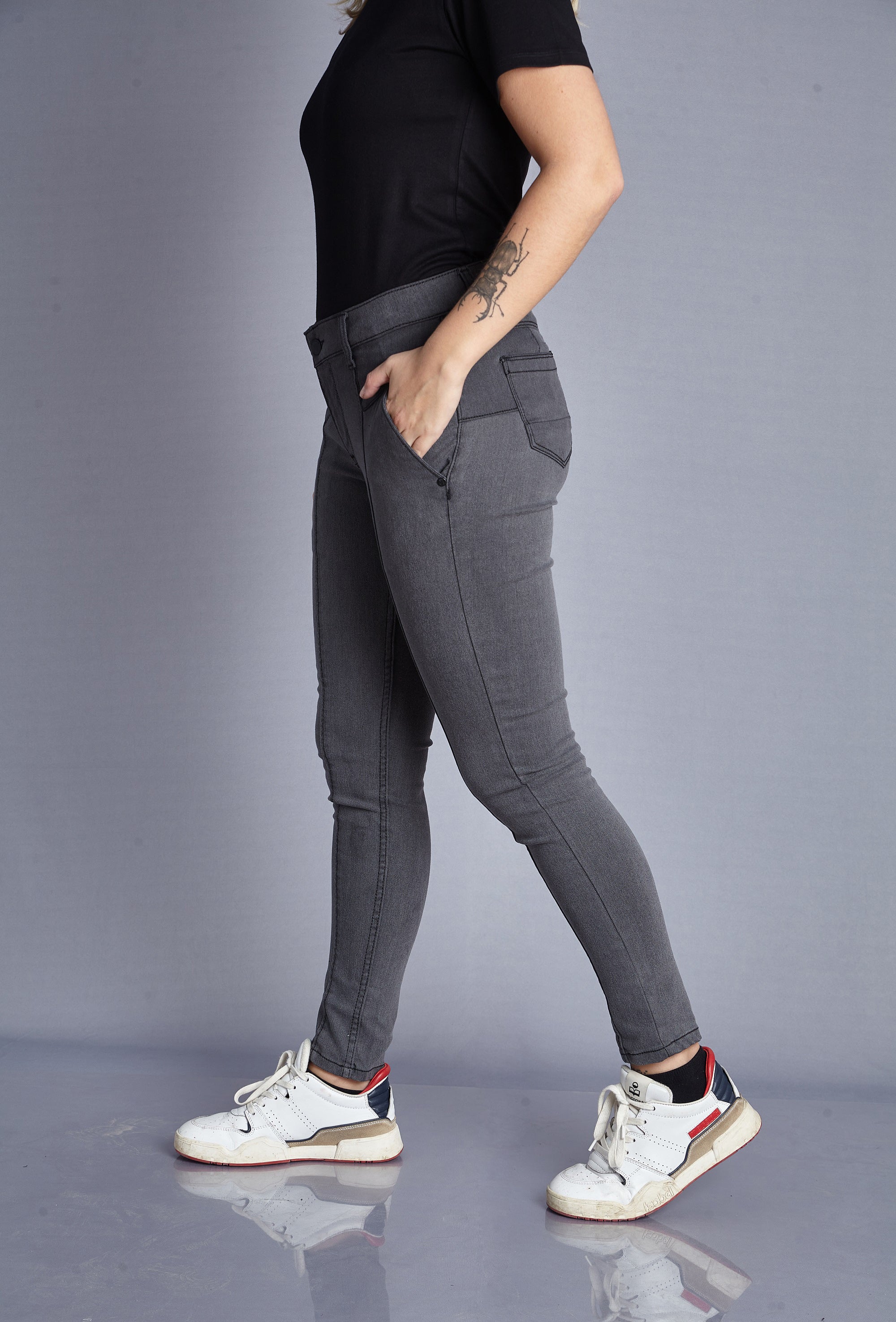 Notamm Women Slim Fit Jeans