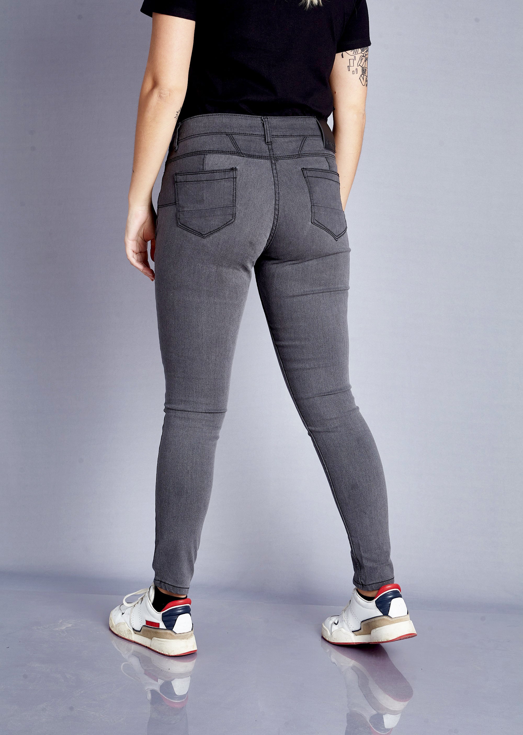 Notamm Women Slim Fit Jeans