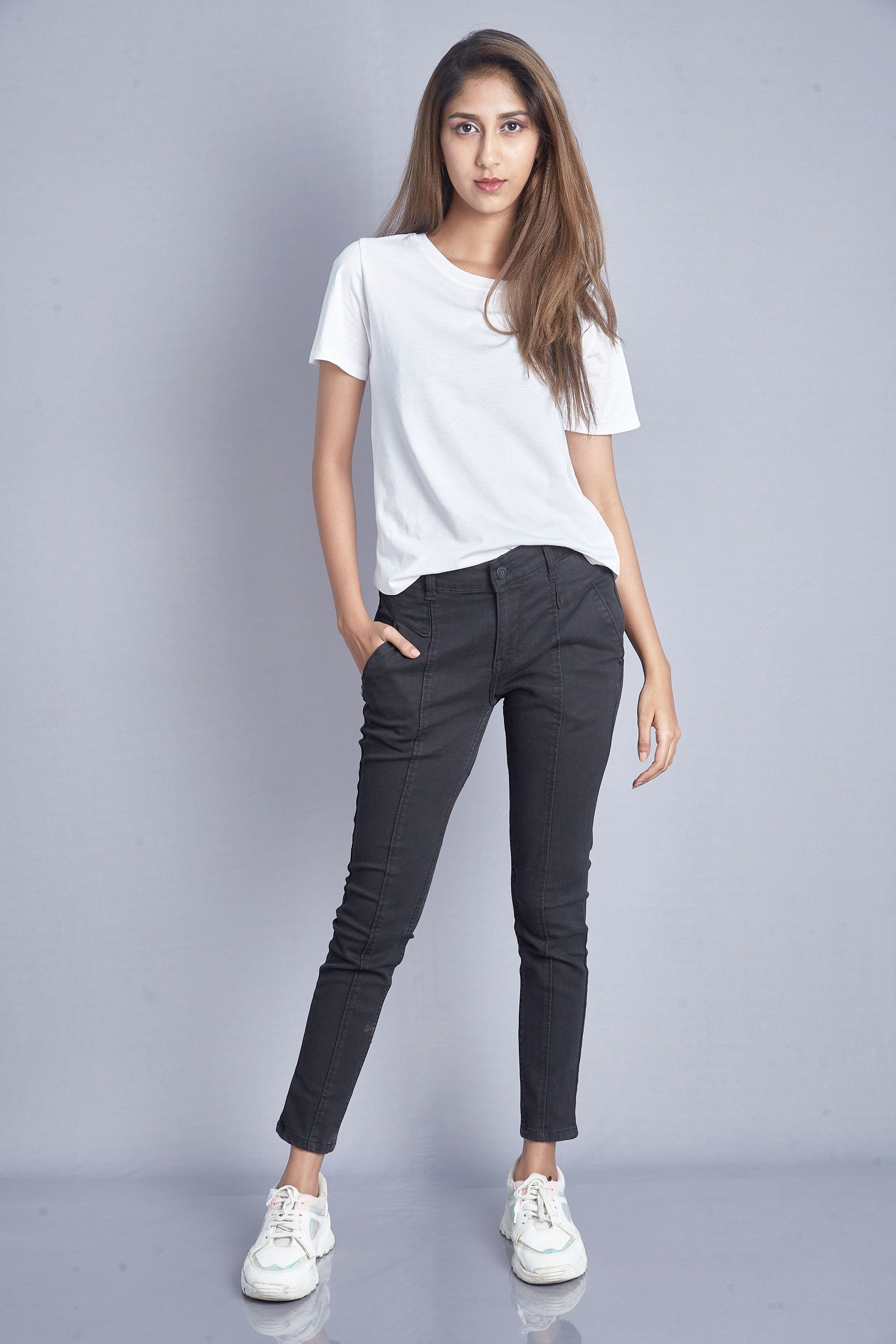 Notamm Women Slim Fit Jeans